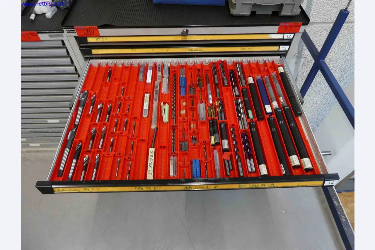 Machines for the production of precise metal components using CNC turning and CNC milling-35