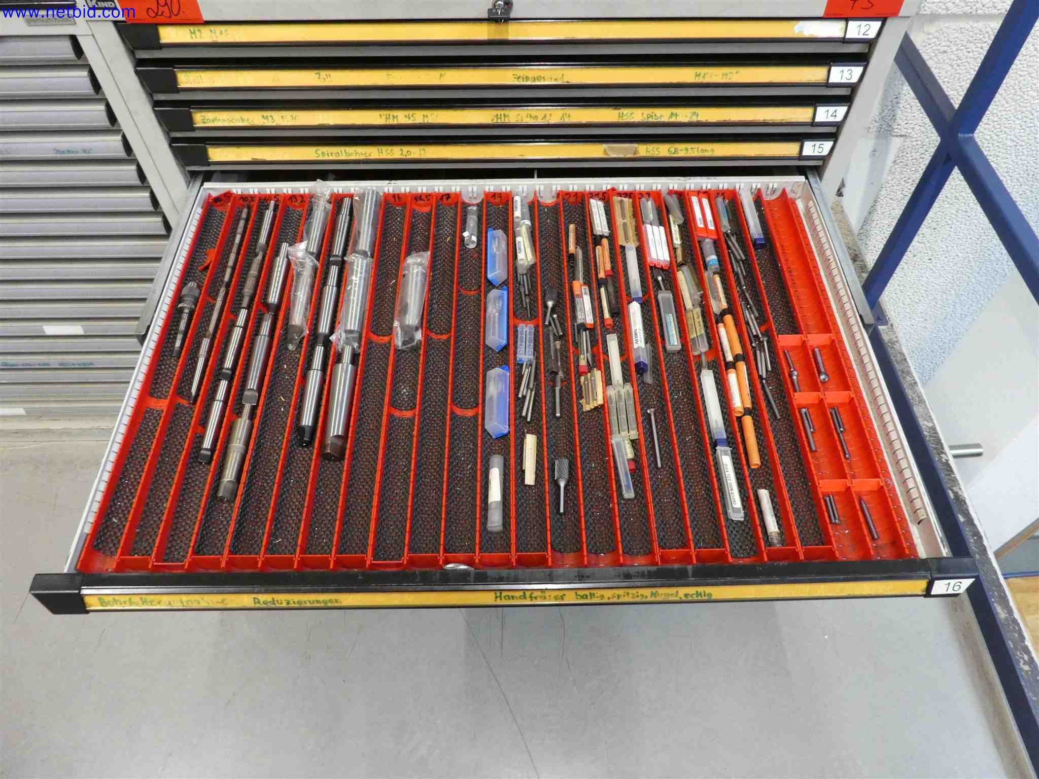 Machines for the production of precise metal components using CNC turning and CNC milling-37