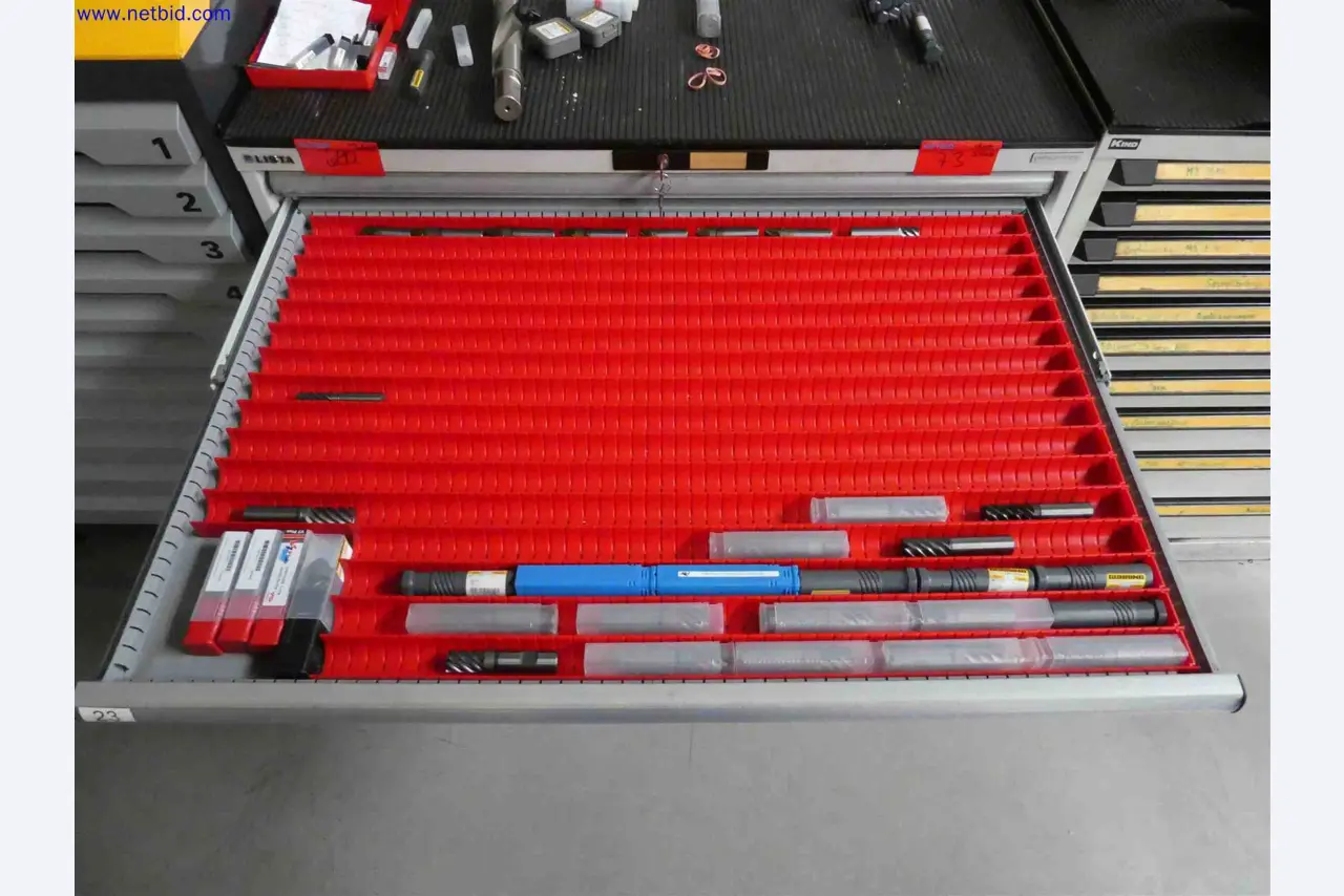 Machines for the production of precise metal components using CNC turning and CNC milling-3