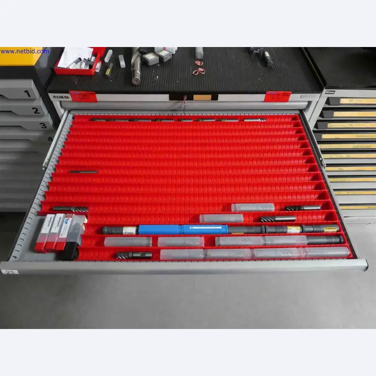 Machines for the production of precise metal components using CNC turning and CNC milling-3