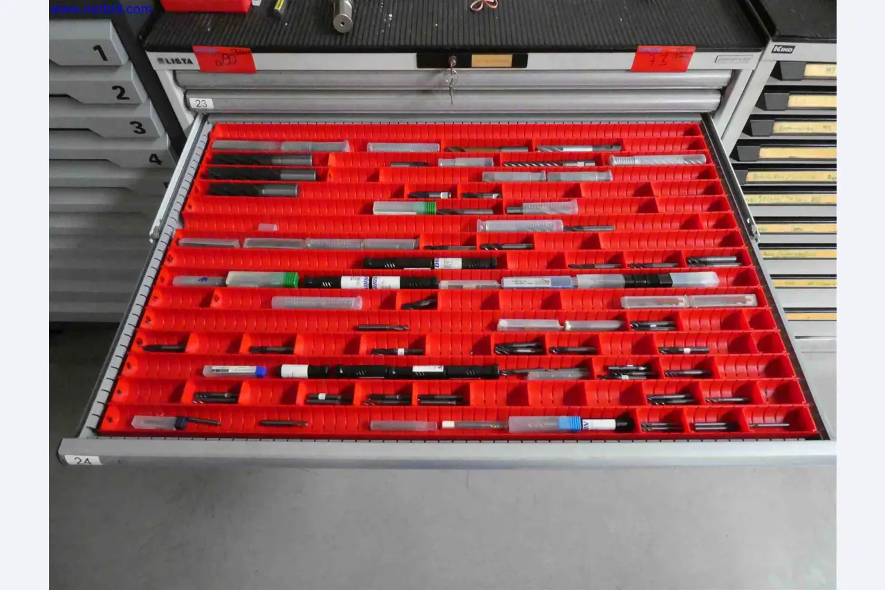 Machines for the production of precise metal components using CNC turning and CNC milling-4