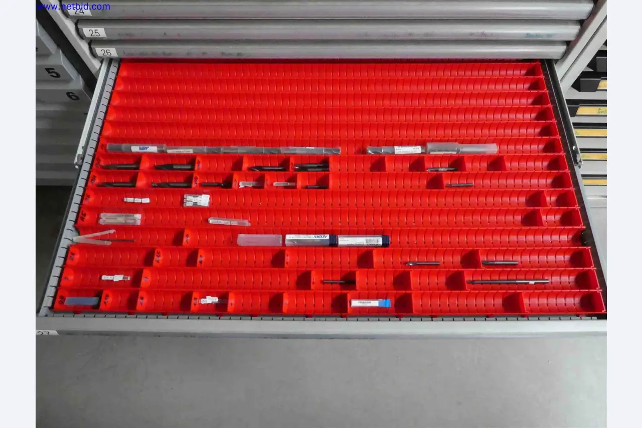 Machines for the production of precise metal components using CNC turning and CNC milling-7