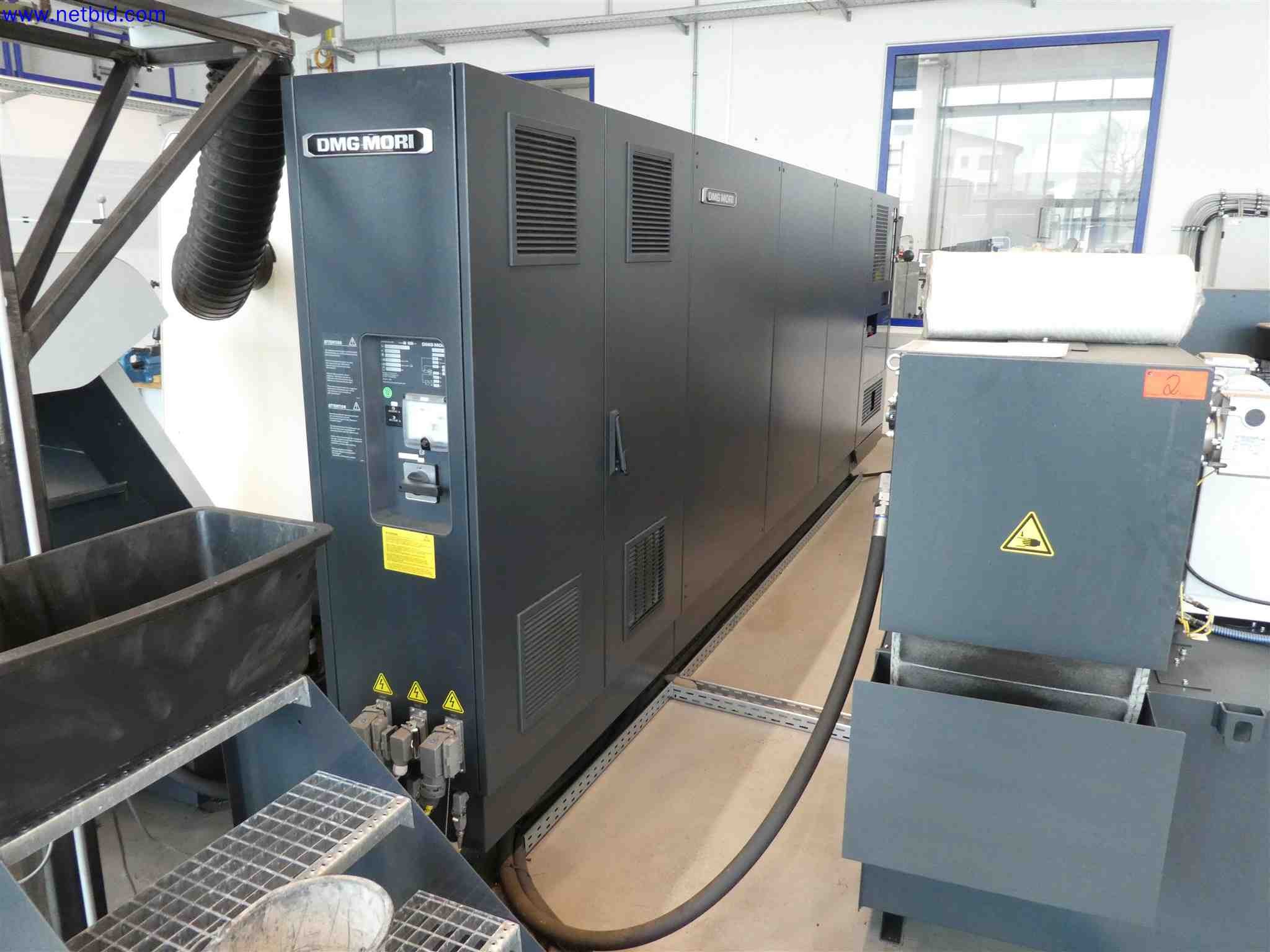 Maschinen zur Herstellung von präzisen Metallbauteilen mittels CNC-Drehen und CNC-Fräsen-15