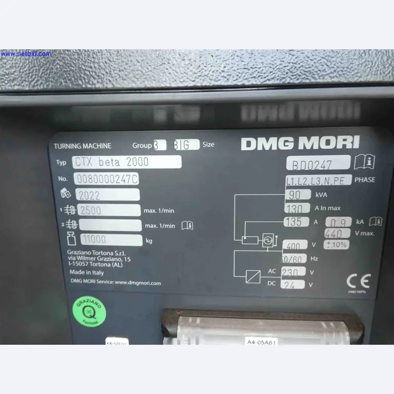 Maschinen zur Herstellung von präzisen Metallbauteilen mittels CNC-Drehen und CNC-Fräsen-17