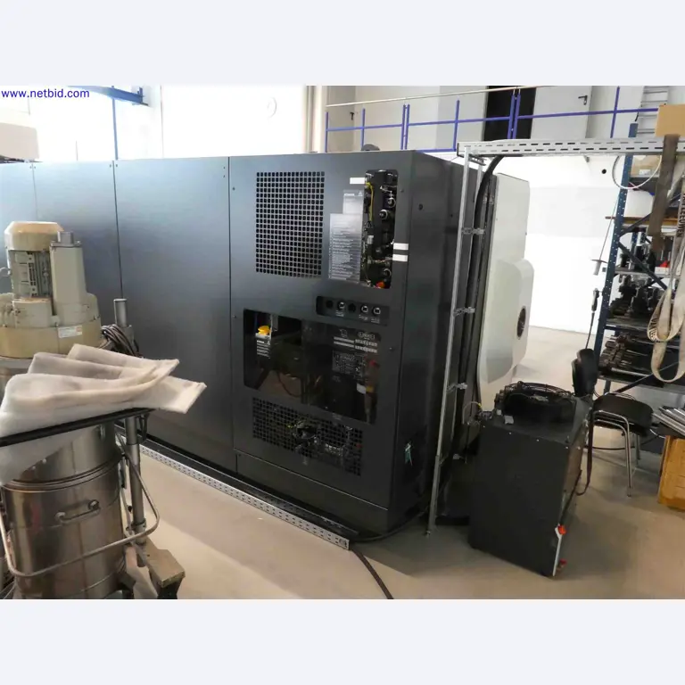 Maschinen zur Herstellung von präzisen Metallbauteilen mittels CNC-Drehen und CNC-Fräsen-18