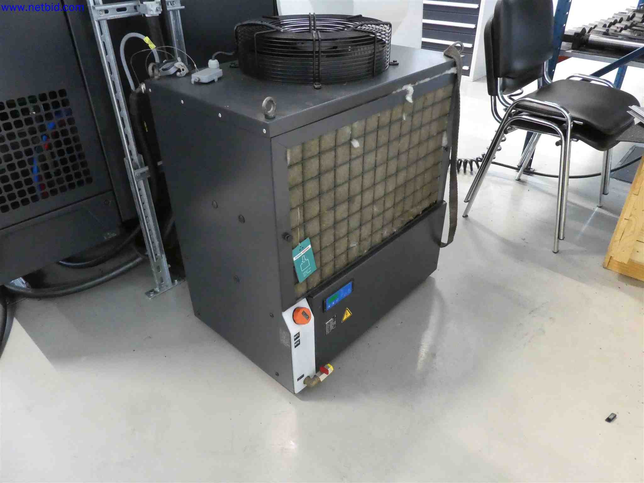 Maschinen zur Herstellung von präzisen Metallbauteilen mittels CNC-Drehen und CNC-Fräsen-19