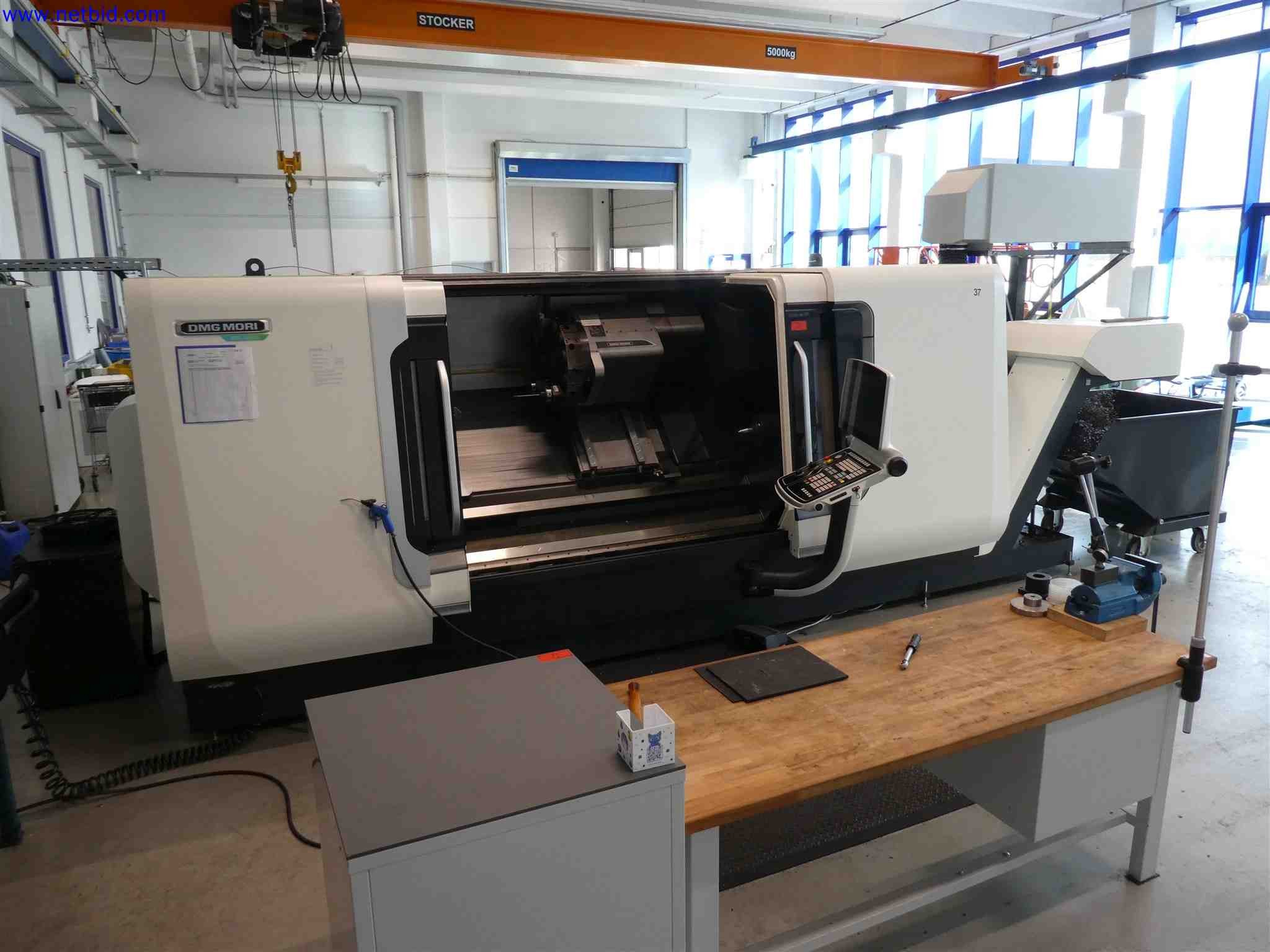 Maschinen zur Herstellung von präzisen Metallbauteilen mittels CNC-Drehen und CNC-Fräsen-1