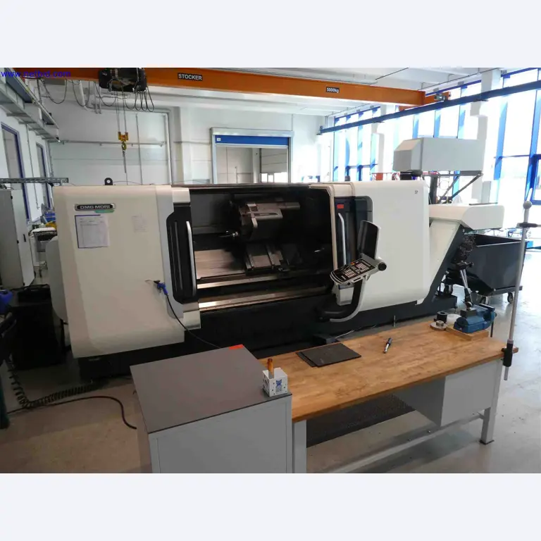 Maschinen zur Herstellung von präzisen Metallbauteilen mittels CNC-Drehen und CNC-Fräsen-1