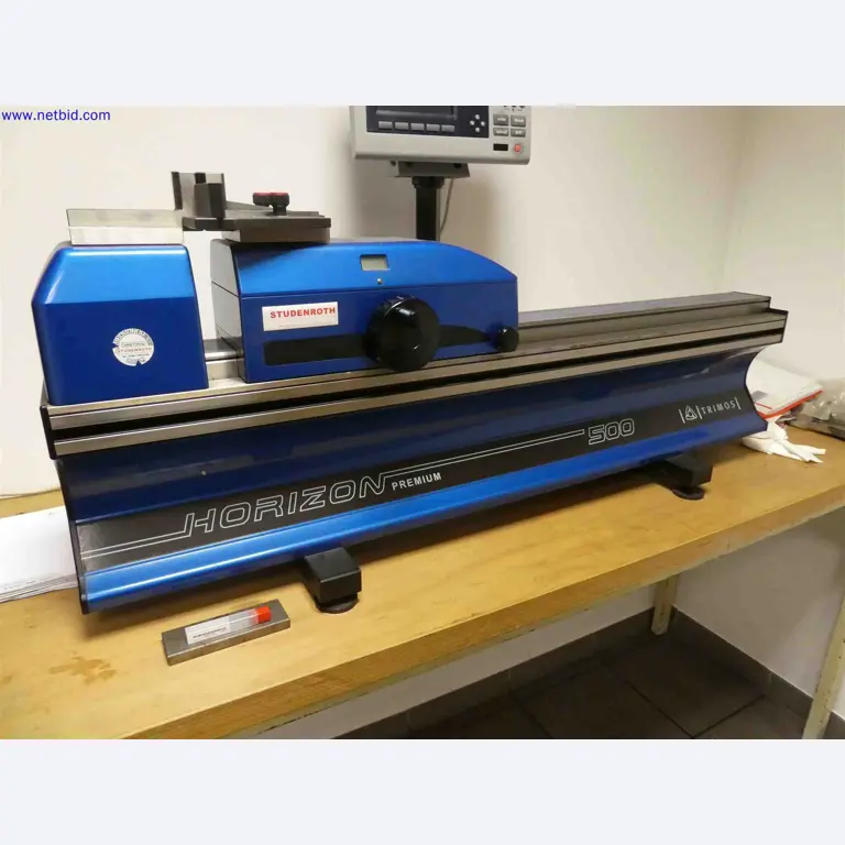 Machines for the production of precise metal components using CNC turning and CNC milling-3