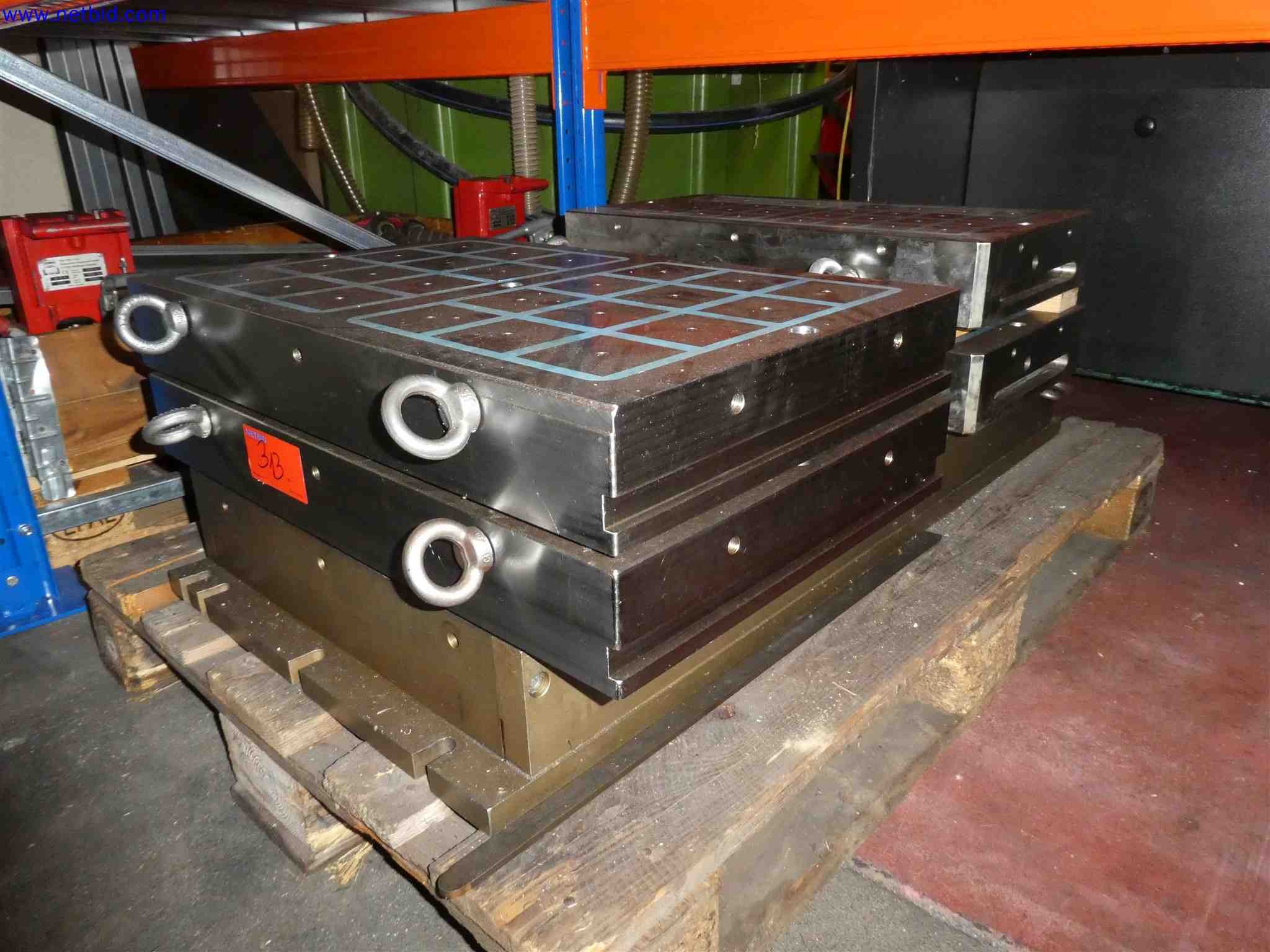 Machines for the production of precise metal components using CNC turning and CNC milling-1