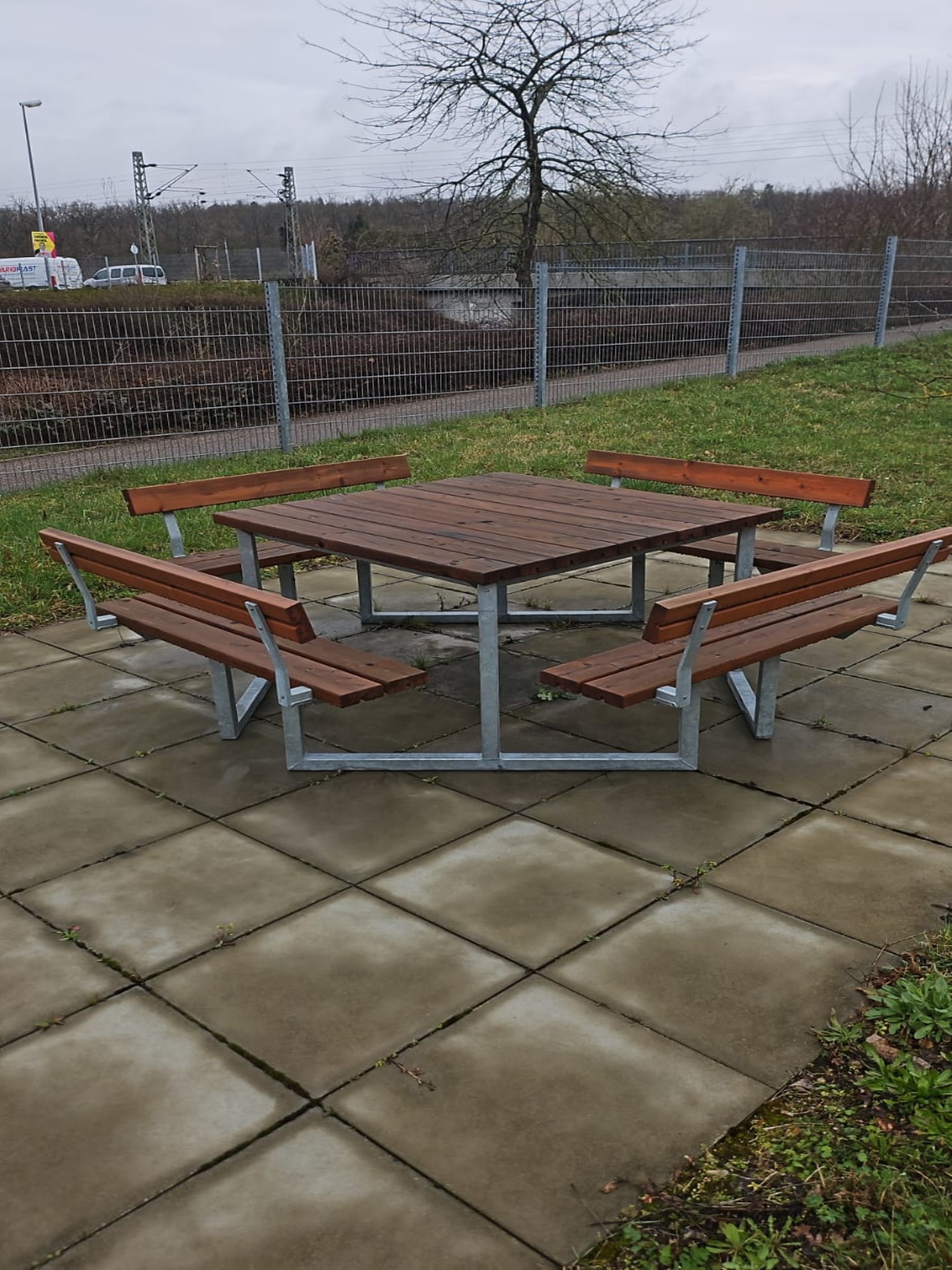 Maschinen zur Herstellung von präzisen Metallbauteilen mittels CNC-Drehen und CNC-Fräsen-1