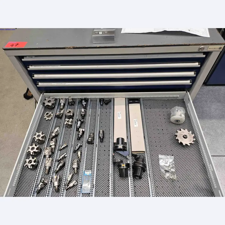 Maschinen zur Herstellung von präzisen Metallbauteilen mittels CNC-Drehen und CNC-Fräsen-11