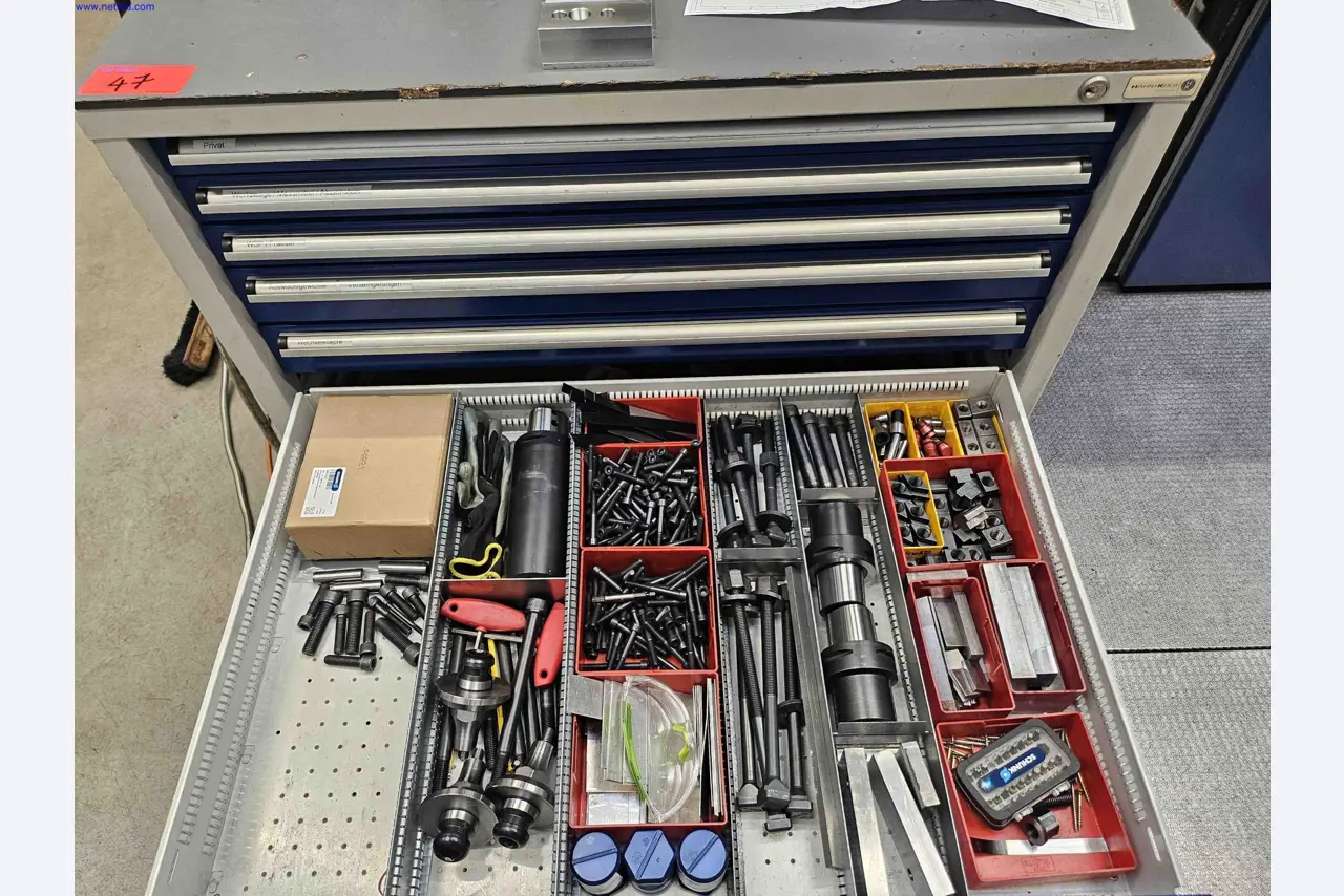 Maschinen zur Herstellung von präzisen Metallbauteilen mittels CNC-Drehen und CNC-Fräsen-12