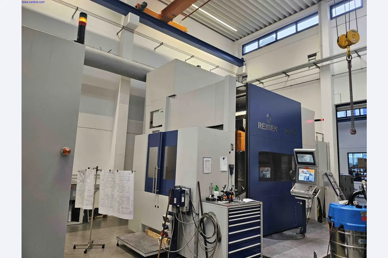 Maschinen zur Herstellung von präzisen Metallbauteilen mittels CNC-Drehen und CNC-Fräsen-1