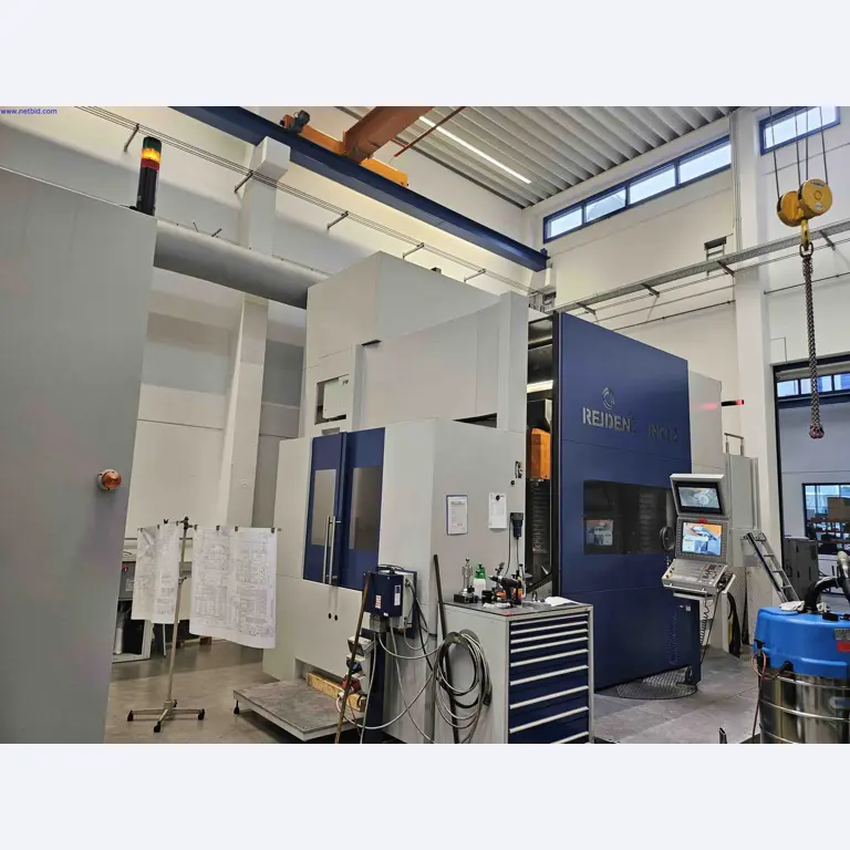 Maschinen zur Herstellung von präzisen Metallbauteilen mittels CNC-Drehen und CNC-Fräsen-1