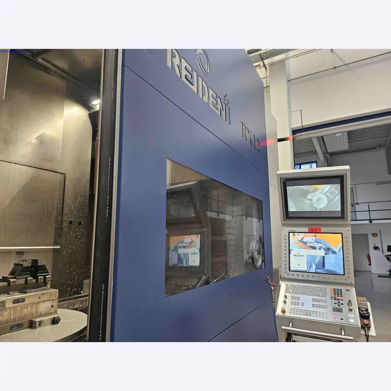 Maschinen zur Herstellung von präzisen Metallbauteilen mittels CNC-Drehen und CNC-Fräsen-4