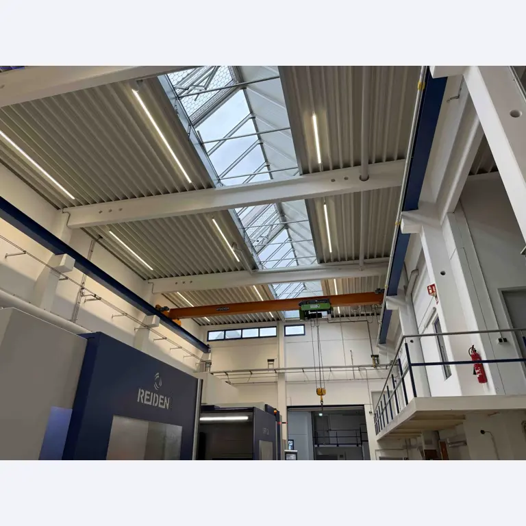 Machines for the production of precise metal components using CNC turning and CNC milling-1