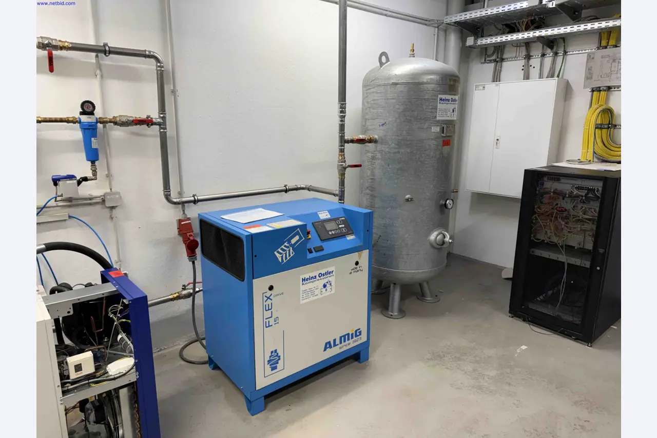 Machines for the production of precise metal components using CNC turning and CNC milling-3