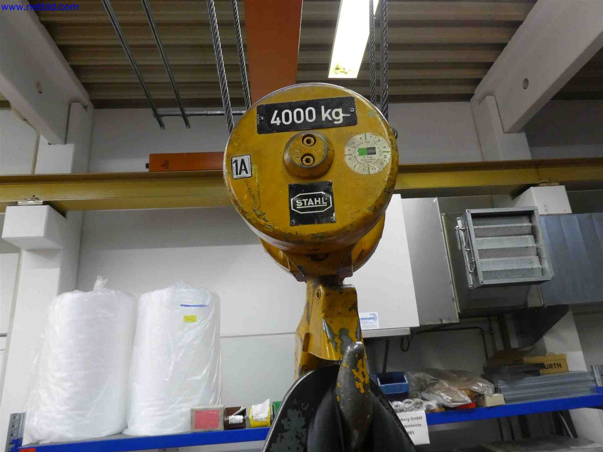 Machines for the production of precise metal components using CNC turning and CNC milling-9