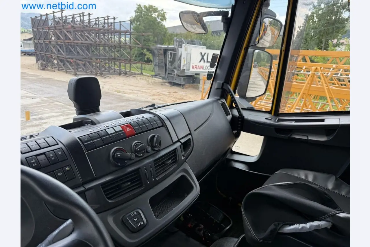 IVECO 160-320 Eurocargo truck with Palfinger PK 18002-EH B Power Link Plus loading crane-13