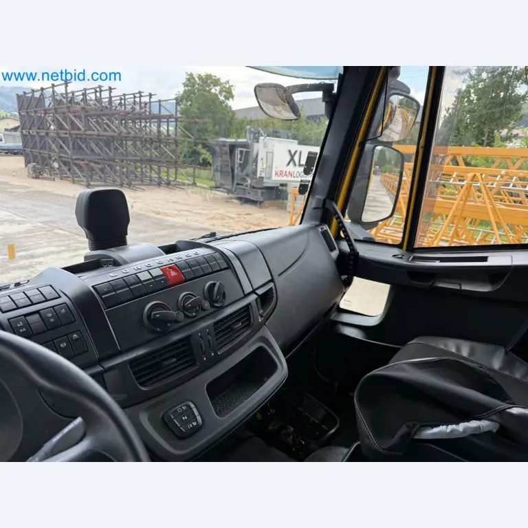 IVECO 160-320 Eurocargo truck with Palfinger PK 18002-EH B Power Link Plus loading crane-13