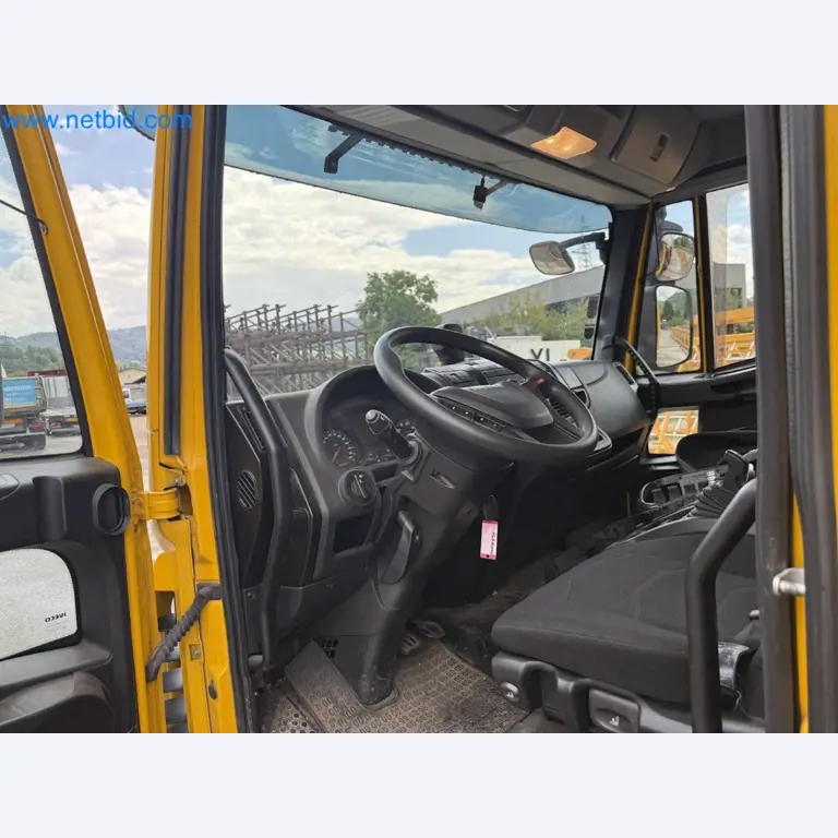 IVECO 160-320 Eurocargo truck with Palfinger PK 18002-EH B Power Link Plus loading crane-14