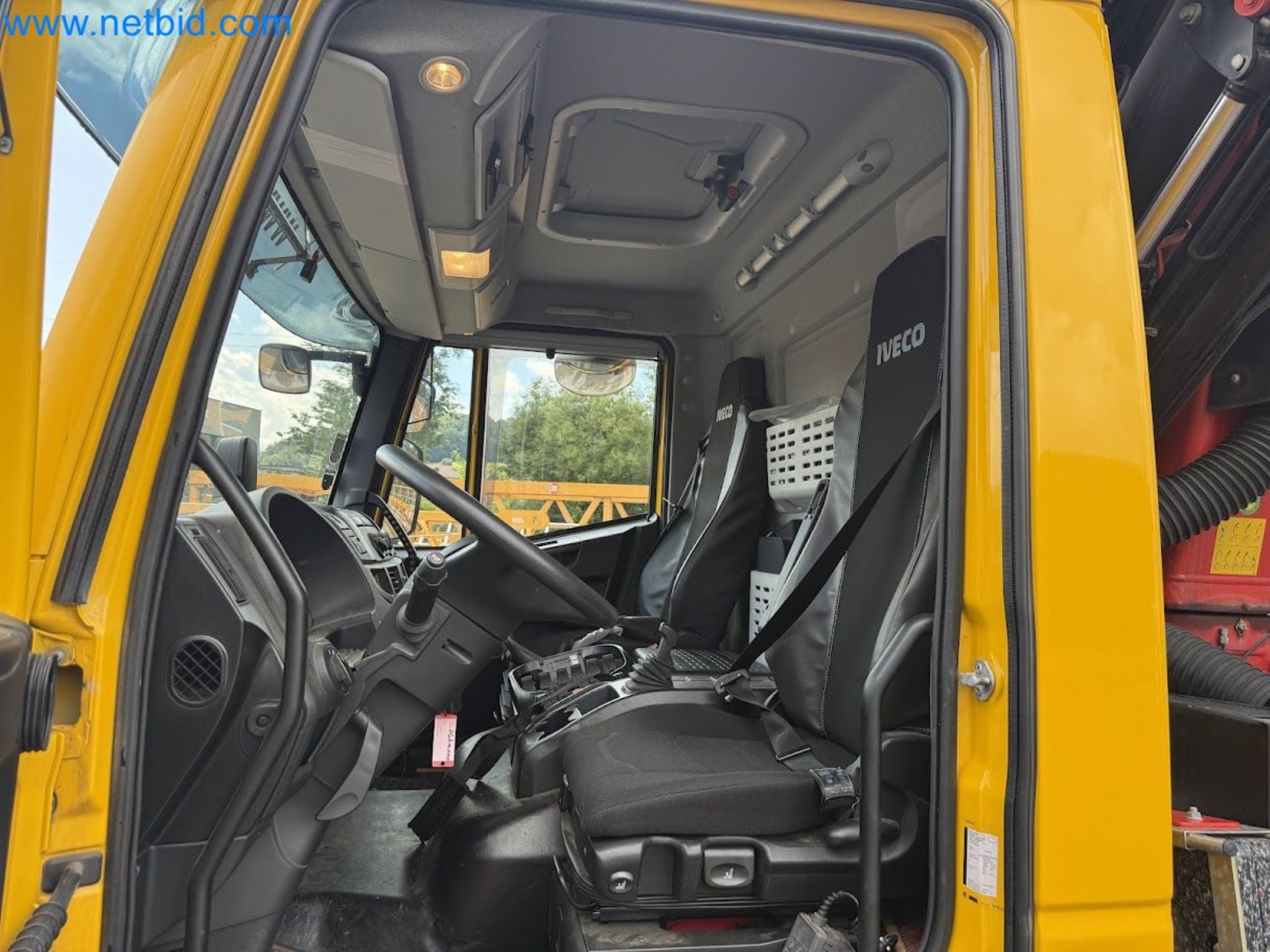 Ciężarówka IVECO 160-320 Eurocargo z żurawiem załadunkowym Palfinger PK 18002-EH B Power Link Plus-15