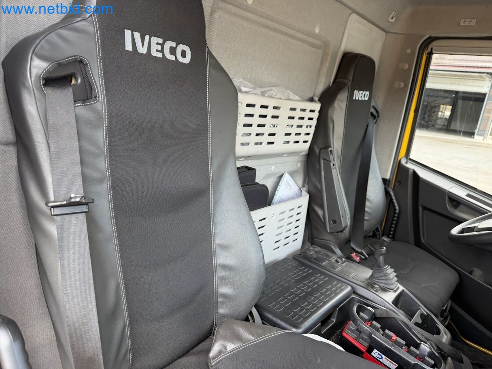 Ciężarówka IVECO 160-320 Eurocargo z żurawiem załadunkowym Palfinger PK 18002-EH B Power Link Plus-17