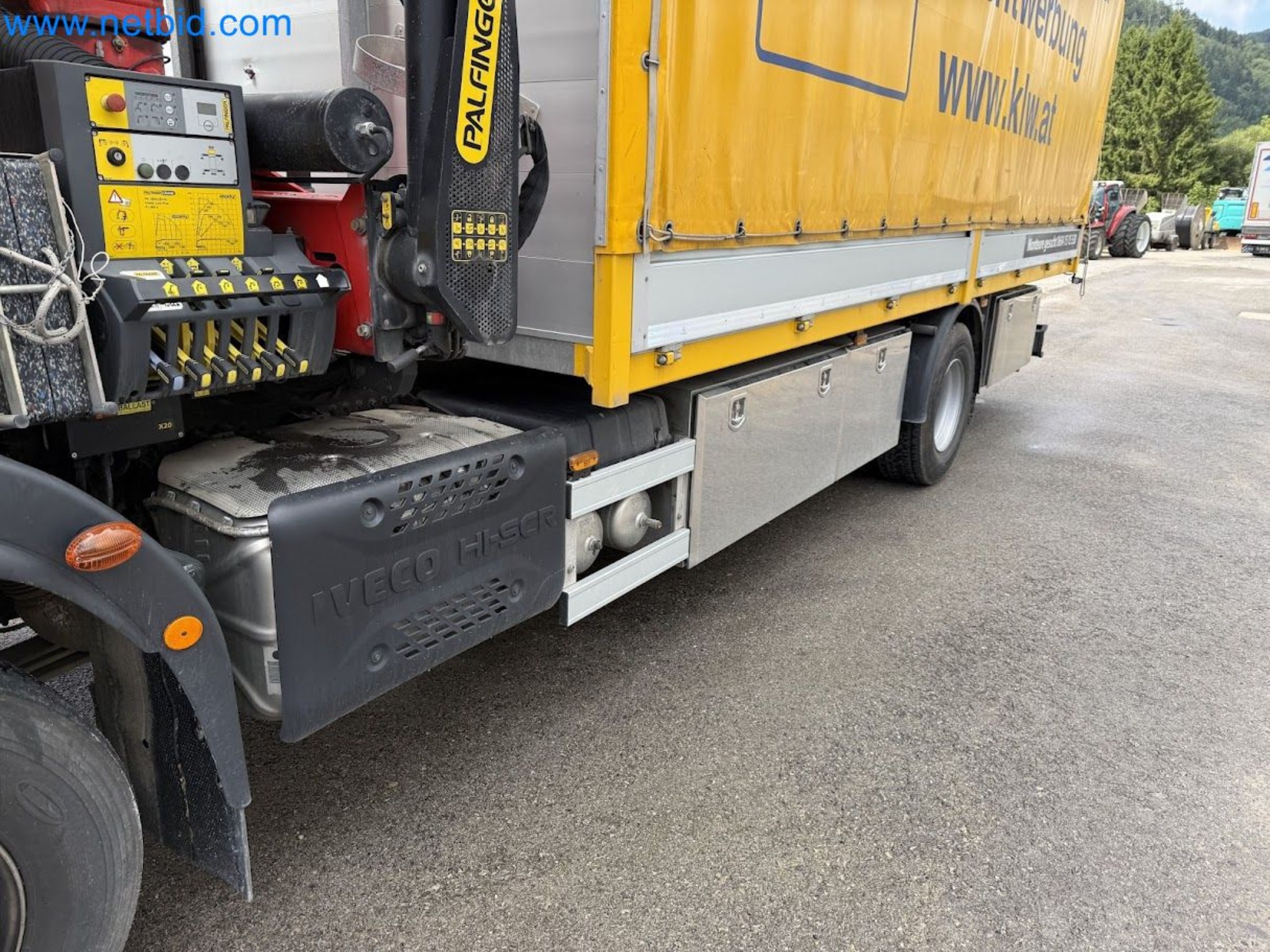 Ciężarówka IVECO 160-320 Eurocargo z żurawiem załadunkowym Palfinger PK 18002-EH B Power Link Plus-27