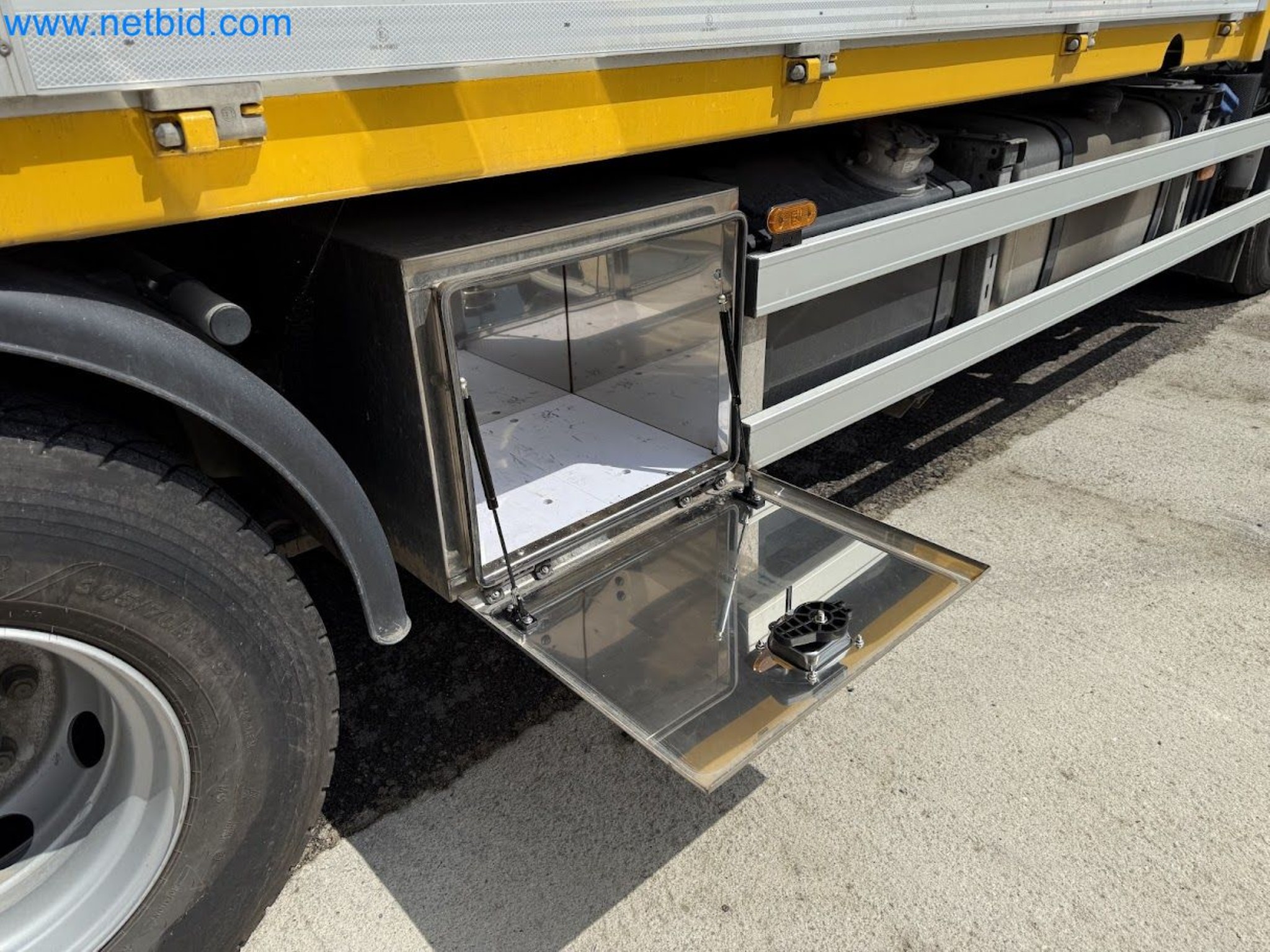 Ciężarówka IVECO 160-320 Eurocargo z żurawiem załadunkowym Palfinger PK 18002-EH B Power Link Plus-29