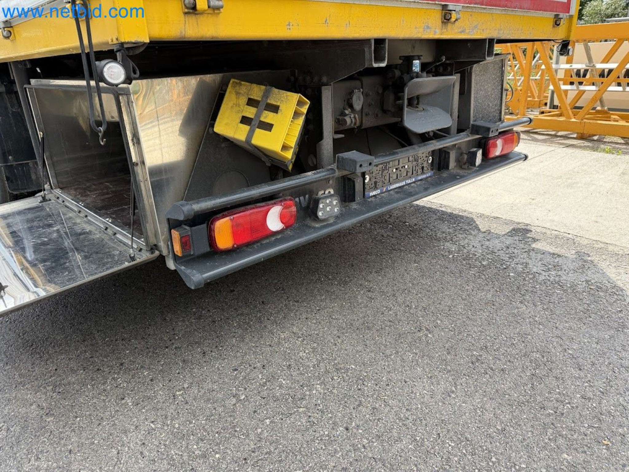 Ciężarówka IVECO 160-320 Eurocargo z żurawiem załadunkowym Palfinger PK 18002-EH B Power Link Plus-32