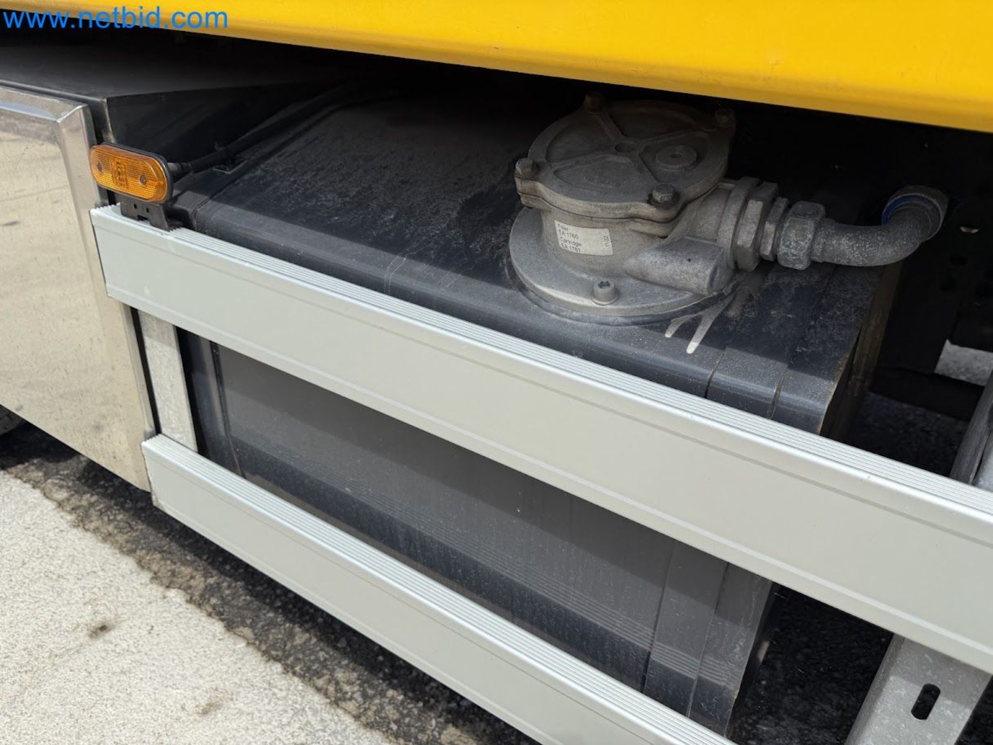 Ciężarówka IVECO 160-320 Eurocargo z żurawiem załadunkowym Palfinger PK 18002-EH B Power Link Plus-37