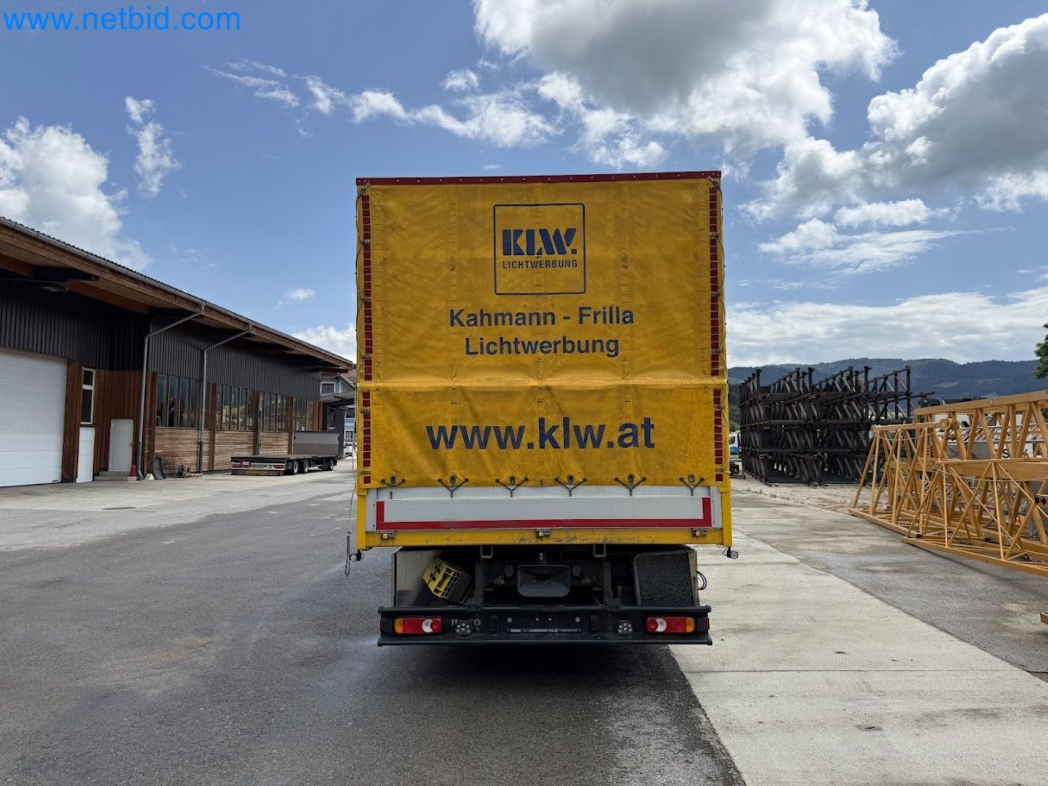 Ciężarówka IVECO 160-320 Eurocargo z żurawiem załadunkowym Palfinger PK 18002-EH B Power Link Plus-45