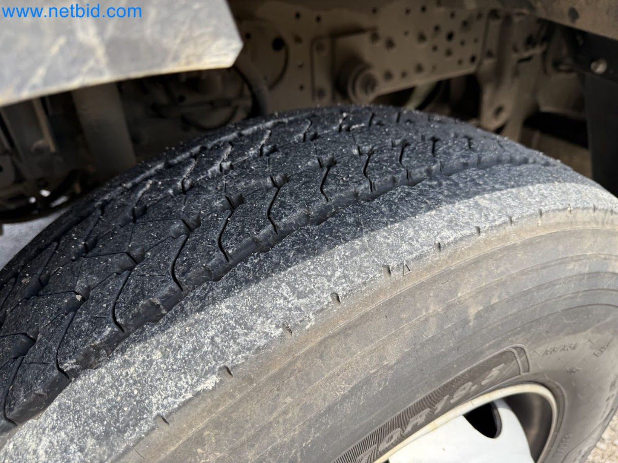 Ciężarówka IVECO 160-320 Eurocargo z żurawiem załadunkowym Palfinger PK 18002-EH B Power Link Plus-48