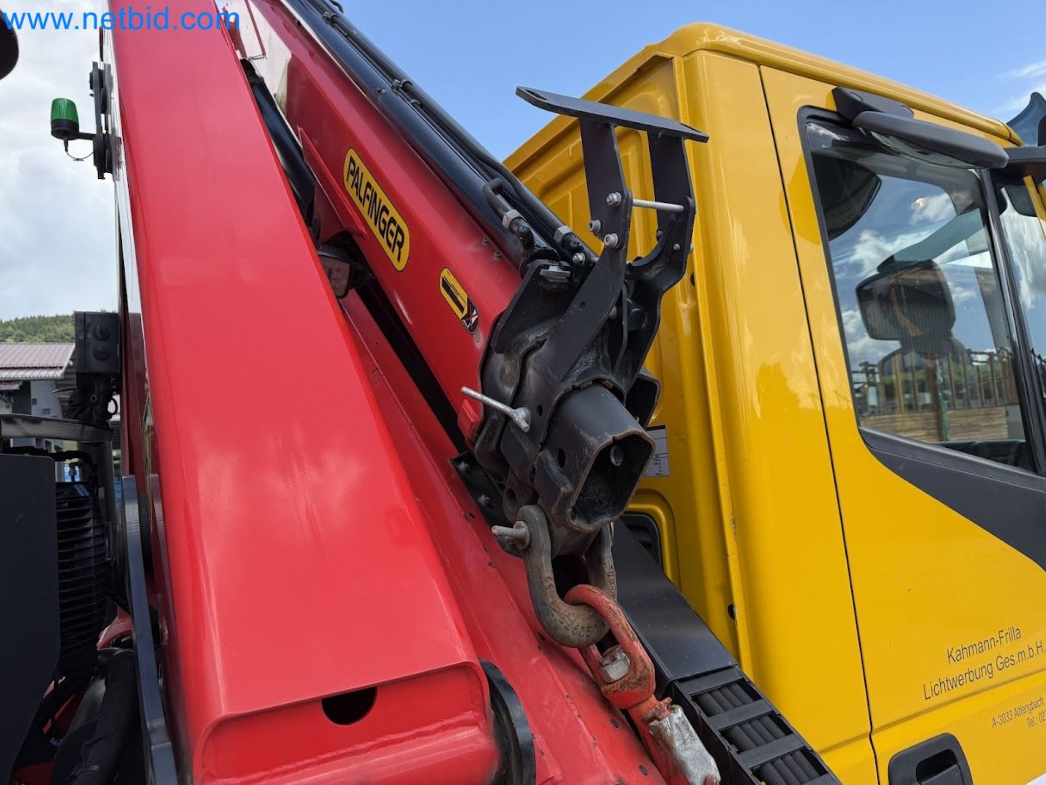 Ciężarówka IVECO 160-320 Eurocargo z żurawiem załadunkowym Palfinger PK 18002-EH B Power Link Plus-52