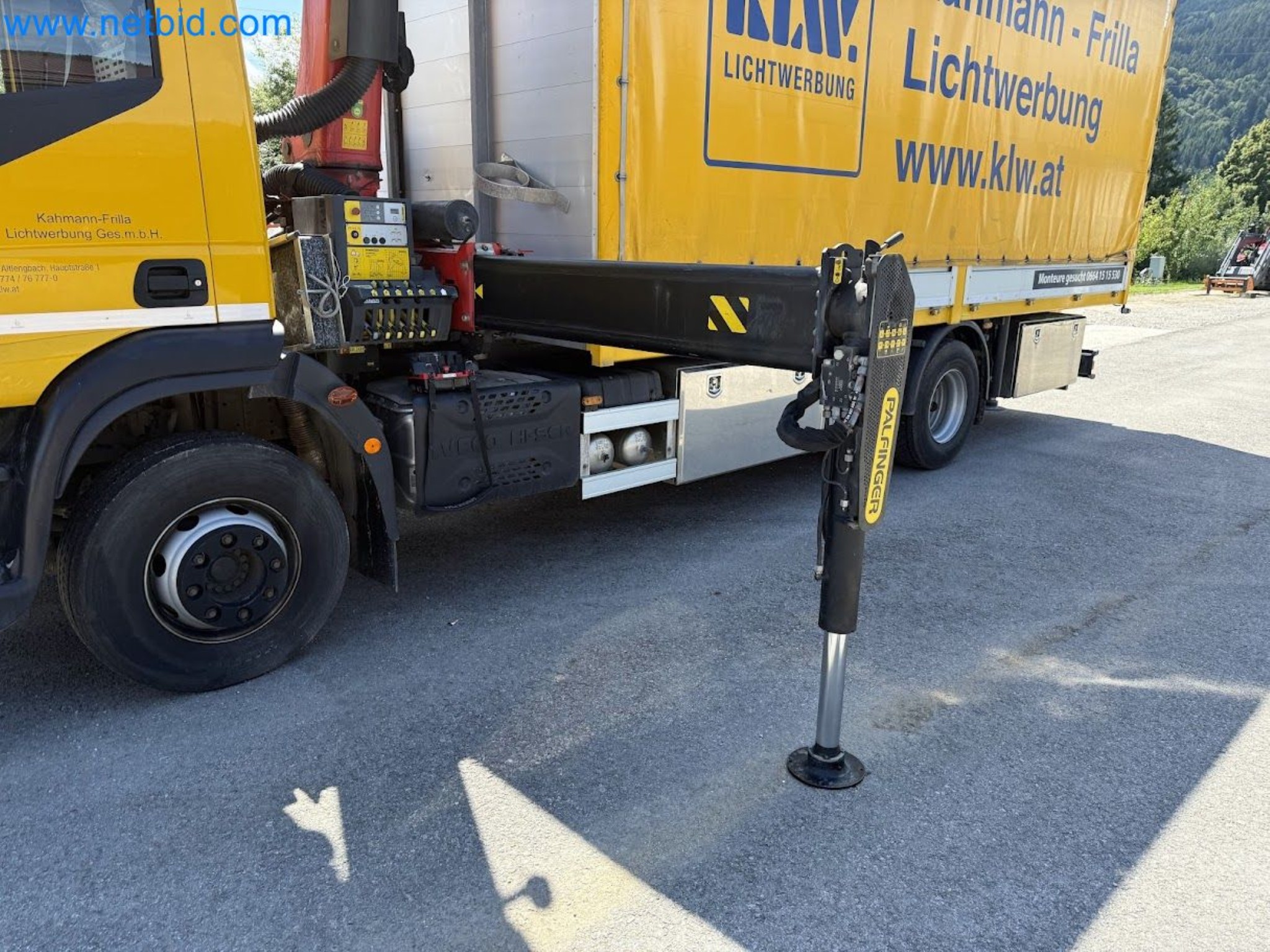 Ciężarówka IVECO 160-320 Eurocargo z żurawiem załadunkowym Palfinger PK 18002-EH B Power Link Plus-6