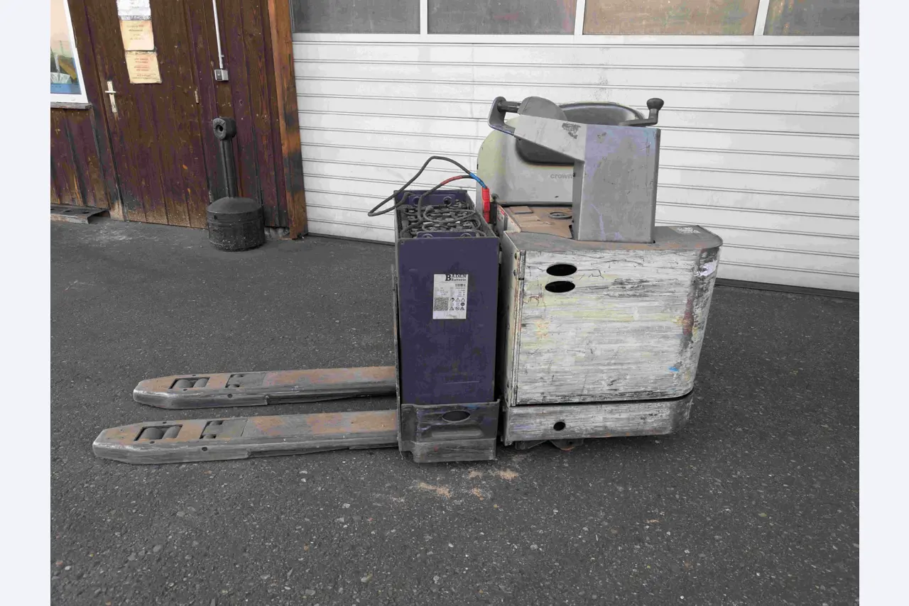 Various high and low lift trucks from stock-2