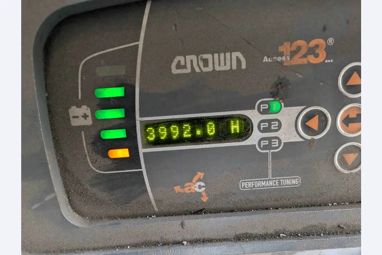 Various high and low lift trucks from stock-4