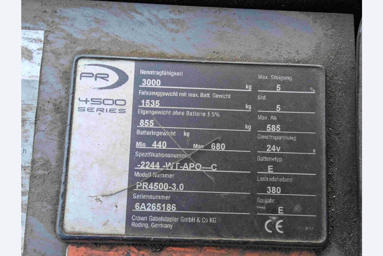 Various high and low lift trucks from stock-5