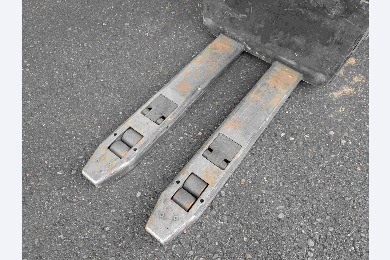 Various high and low lift trucks from stock-6