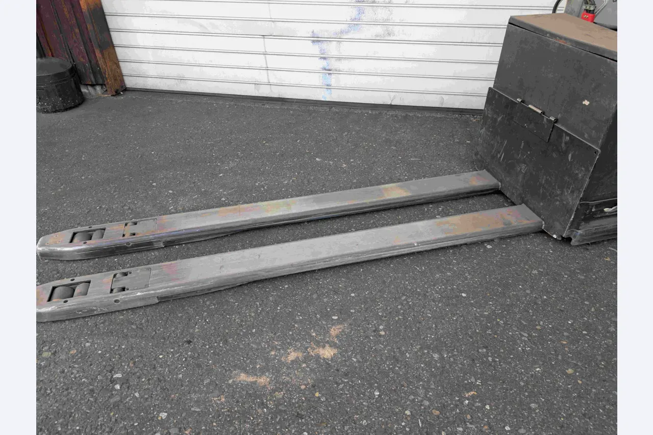 Various high and low lift trucks from stock-2