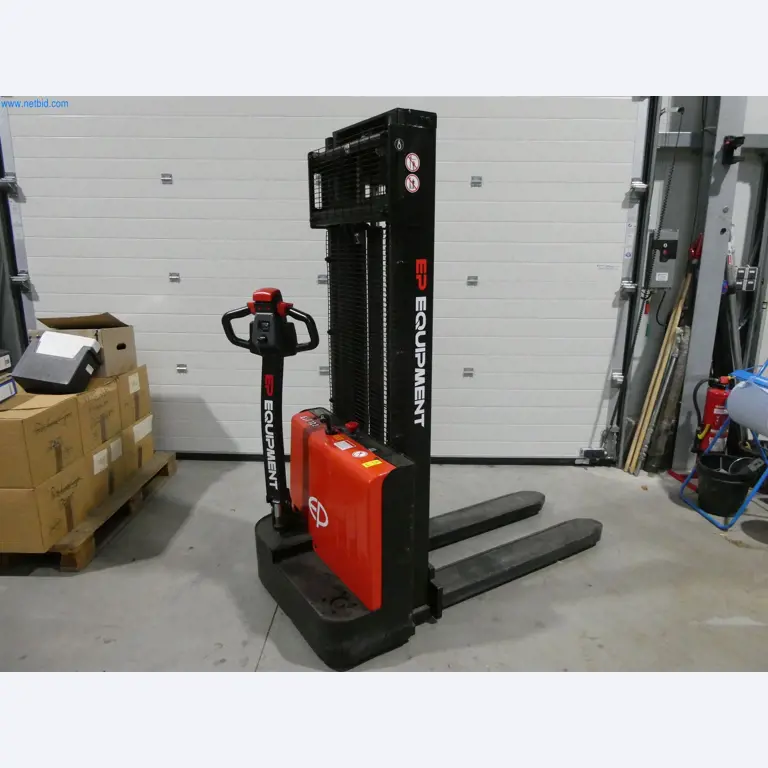 Stroje pro stavebnictví, dopravu, kancelářské vybavení-1