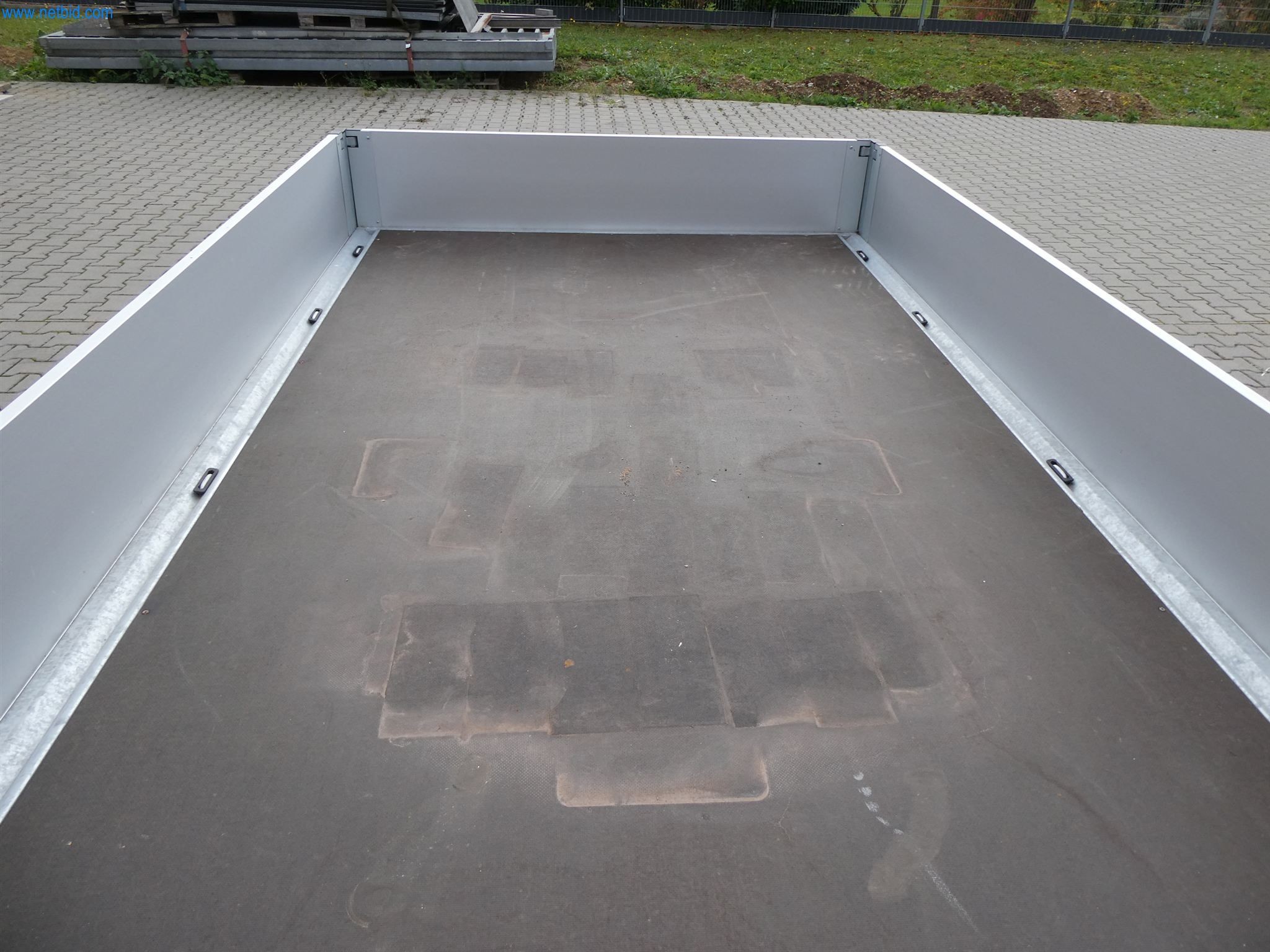 Maszyny budowlane, transportowe, sprzęt biurowy-4