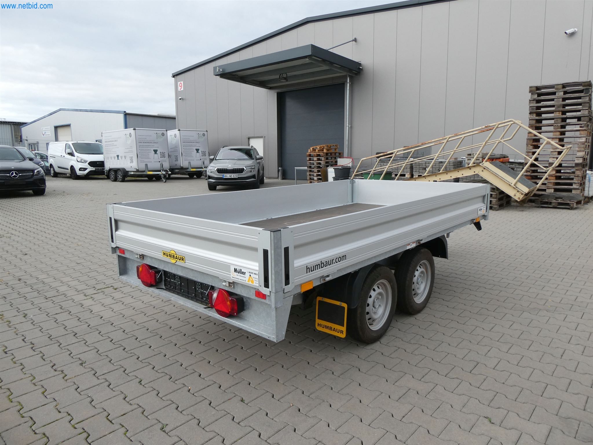 Maszyny budowlane, transportowe, sprzęt biurowy-5