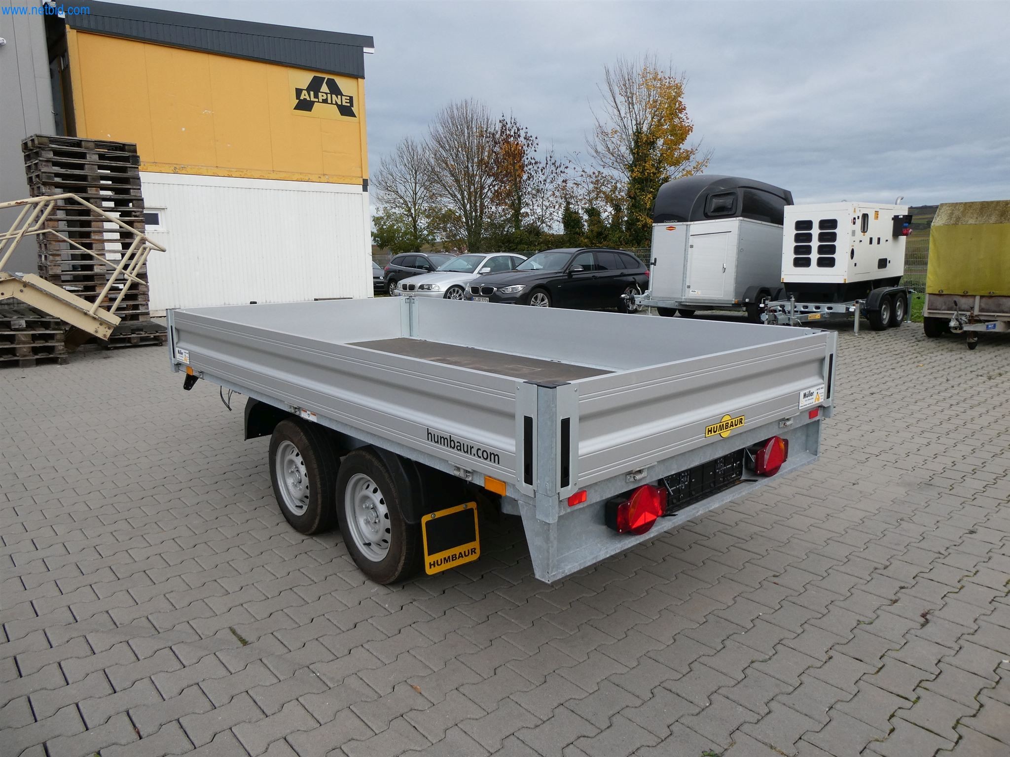 Maszyny budowlane, transportowe, sprzęt biurowy-6