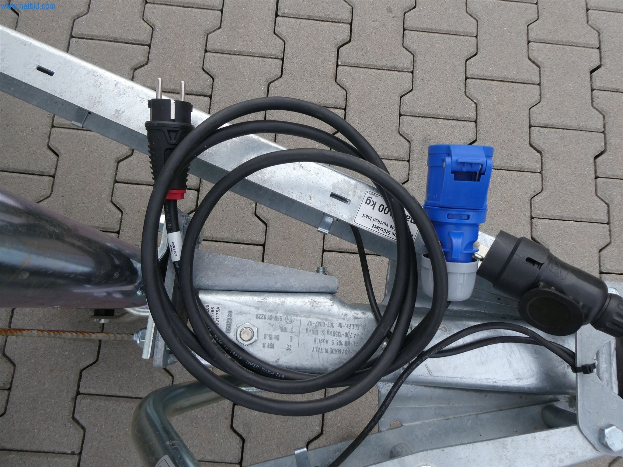 Maszyny budowlane, transportowe, sprzęt biurowy-10