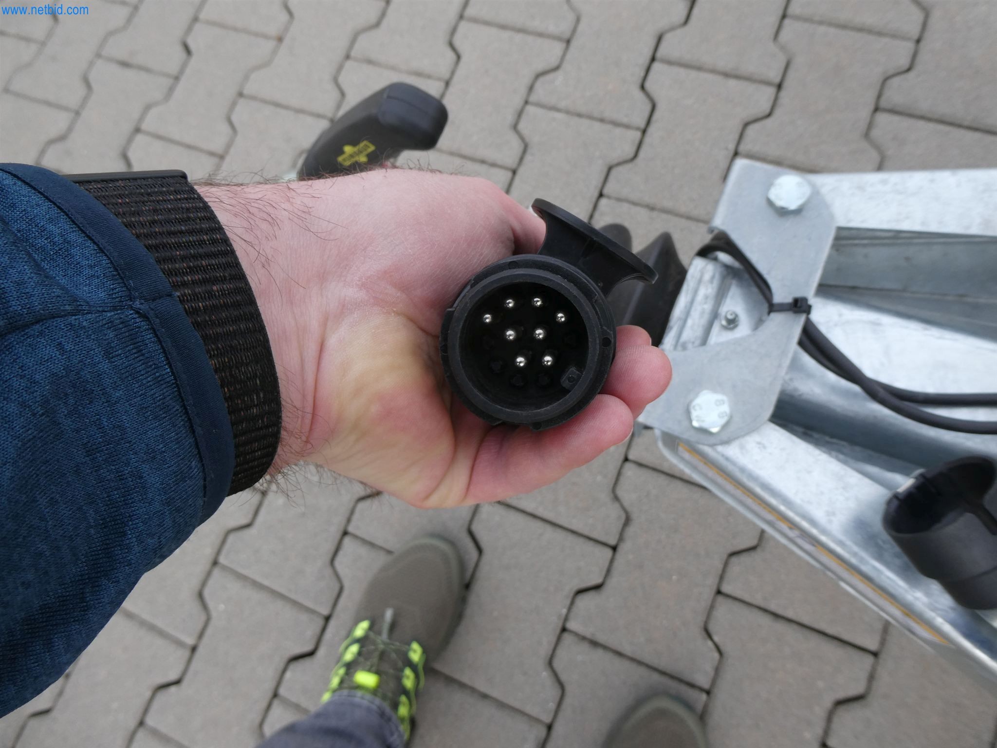 Maszyny budowlane, transportowe, sprzęt biurowy-18