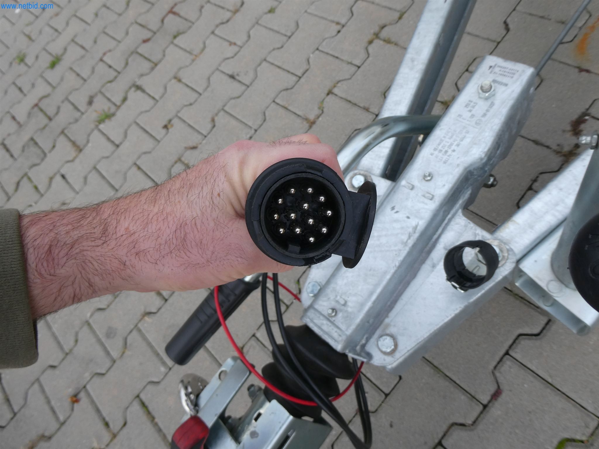 Machines pour la construction de bâtiments, le transport, l'équipement de bureau-17