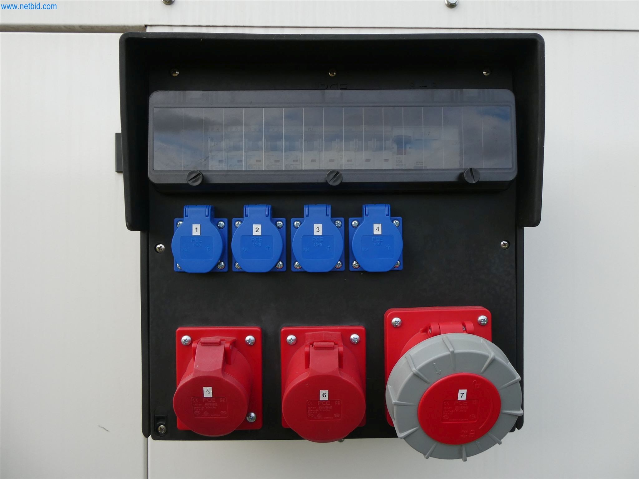 Machines pour la construction de bâtiments, le transport, l'équipement de bureau-5