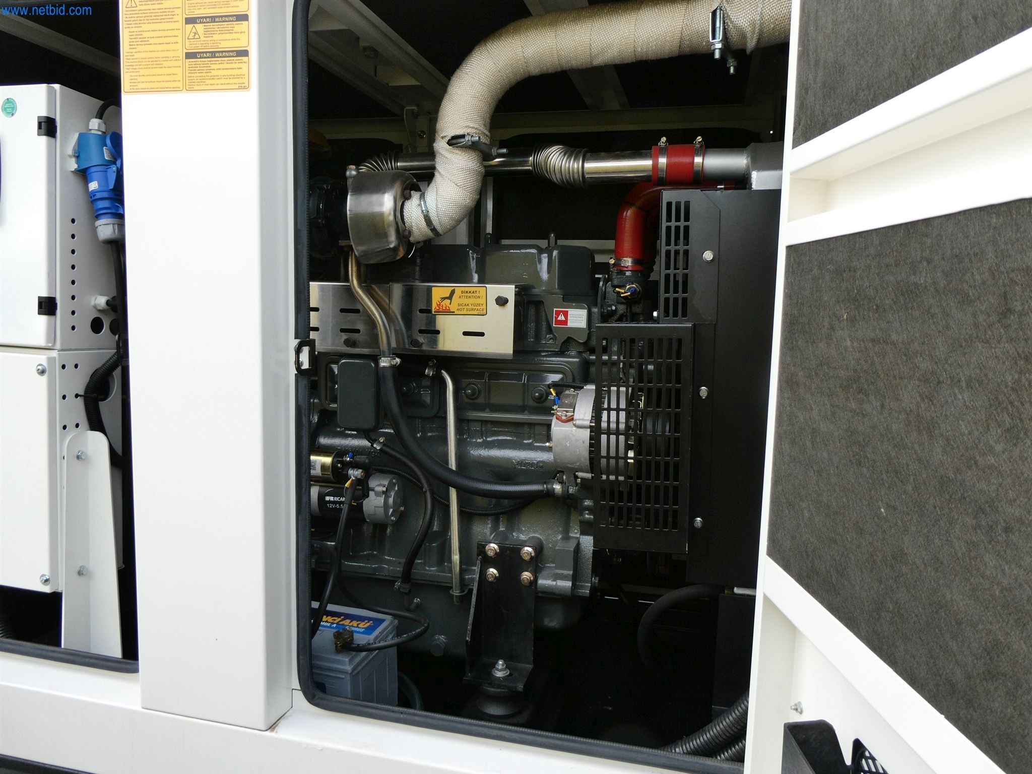 Machines pour la construction de bâtiments, le transport, l'équipement de bureau-7